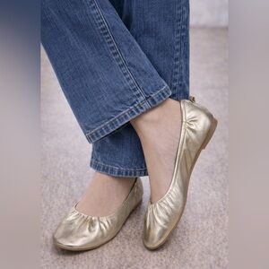 Cole Haan Gold Metallic Ballet Flats | Soft Leather | Chic Everyday Shoes 8B